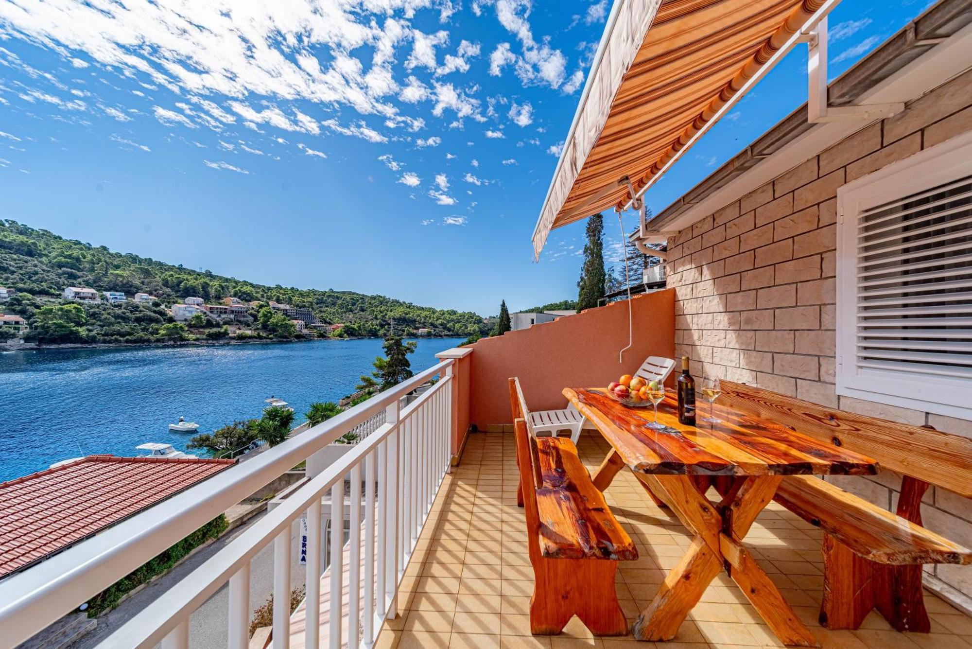Apartments Kuzma Smokvica  Bagian luar foto