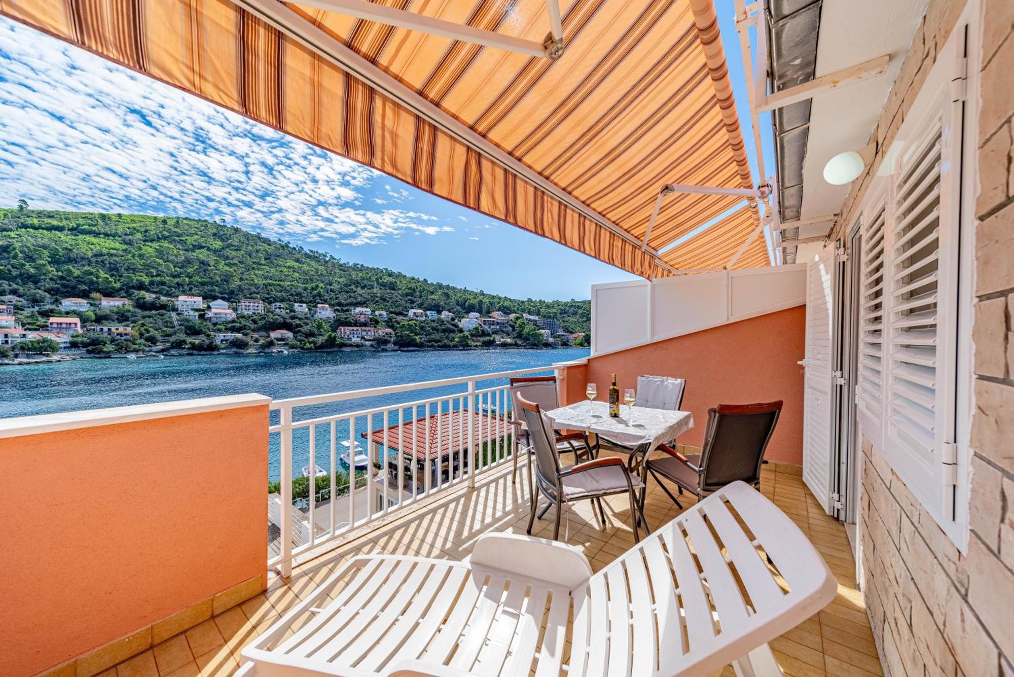 Apartments Kuzma Smokvica  Bagian luar foto
