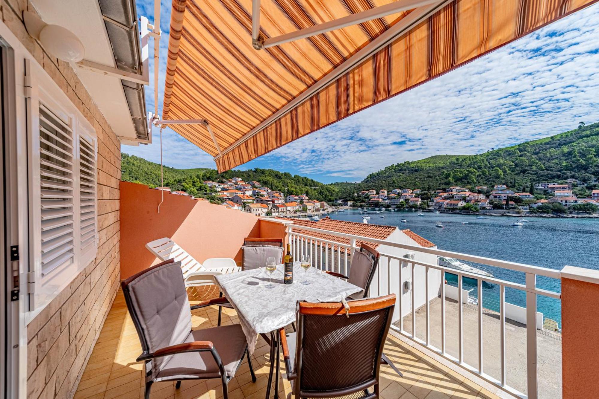 Apartments Kuzma Smokvica  Bagian luar foto