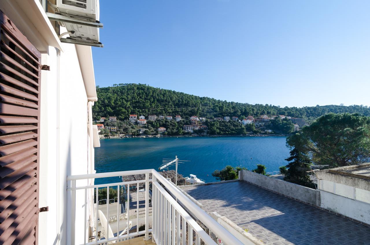 Apartments Kuzma Smokvica  Bagian luar foto